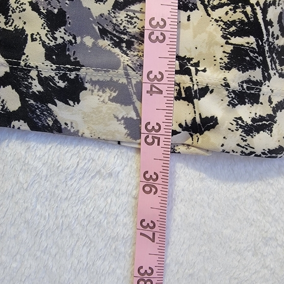 Soma Intimates Jersey Knit Faux Wrap V Neck Soft Dress Black Cream Abstract Sz M - Picture 10 of 10